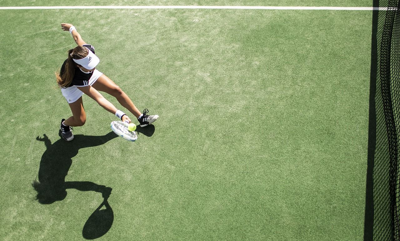 Jakie kroki należy podjąć, w celu budowy kortu do tenisa?